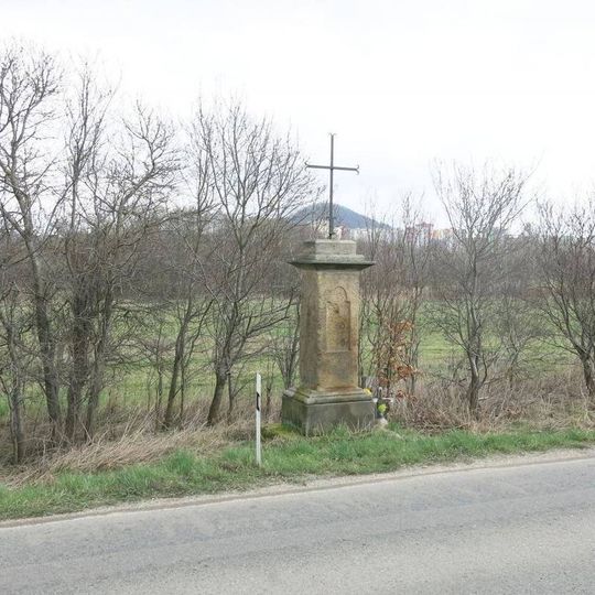 Cross by the road from Horní Libchava to Česká Lípa