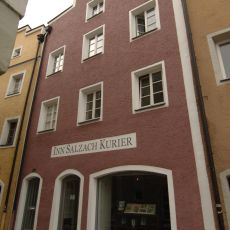 Wohn- und Geschäftshaus