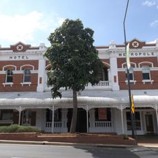 Hotel Metropole, West Ipswich