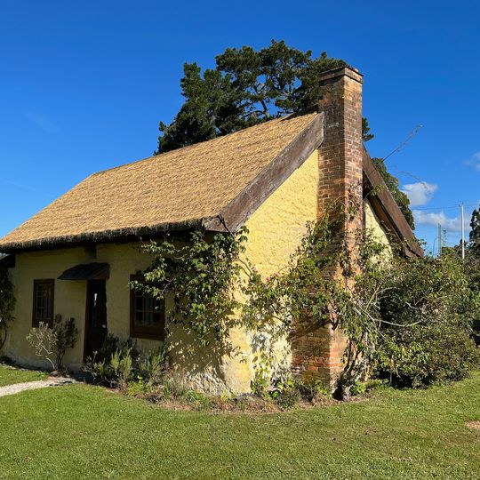 Somerset Farm Settlers Cottage