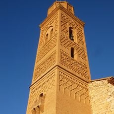 Torre de la iglesia de San Pedro, Romanos