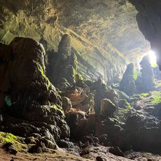 Kho Muong Cave