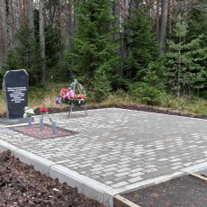 Братская могила советских летчиков (Деревянное)