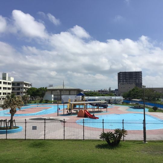 Kaneku Seaside Park water park