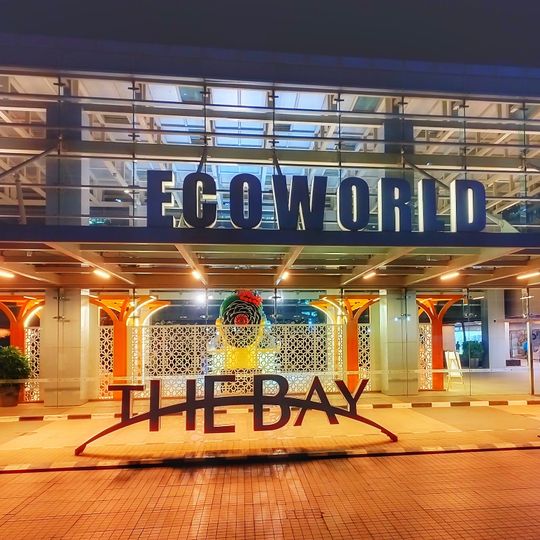 Ecoworld. The Bay Food Court