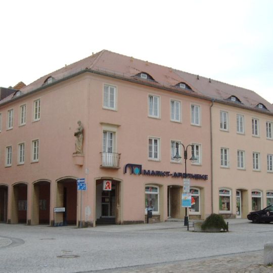 Wohnhaus in Ecklage Böhmische Straße 2