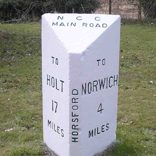 Milepost, 100m S of jct with Drayton Lane