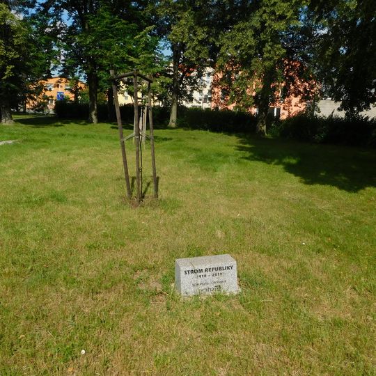 Strom republiky - památník 100. výročí vzniku Československa v Cholupicích