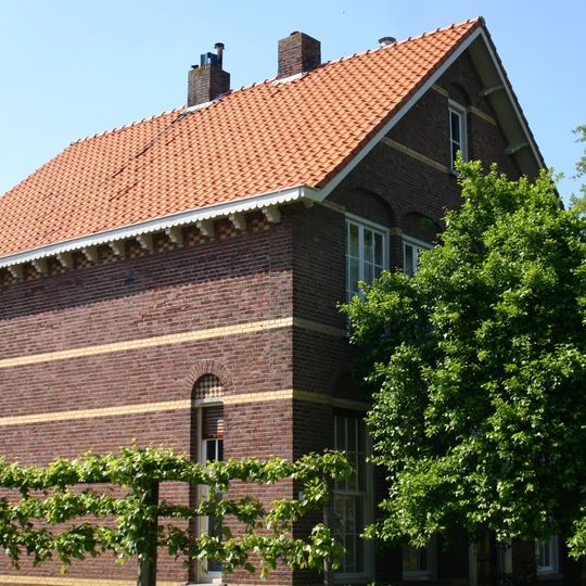 Onderwijzerswoning