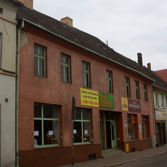 15 Krakowska Street in Drezdenko