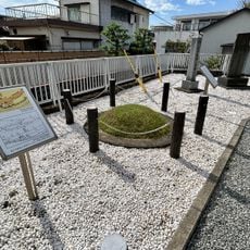 依田橋村一里塚