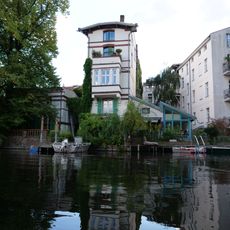 Mietshaus & Treppenhaus & Seitenflügel Möllentordamm 10