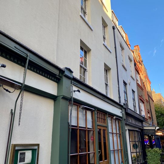 56, Shepherd Market W1