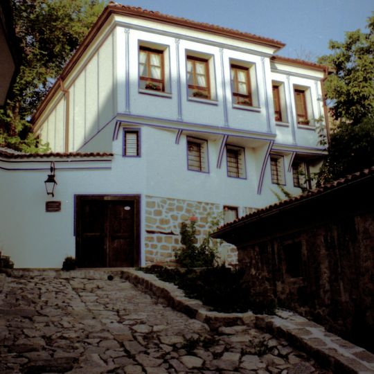Chalakov house