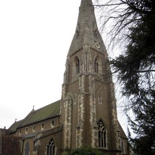Church of St James, Weybridge