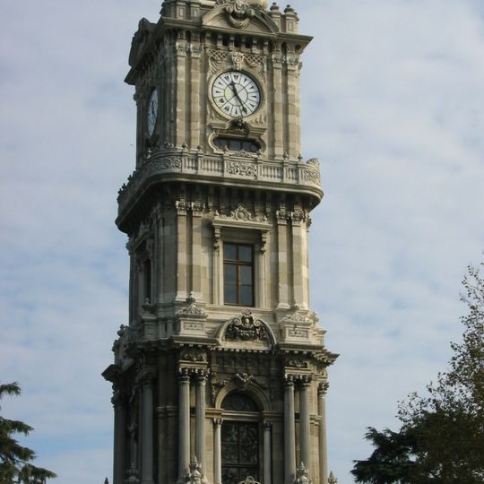 Torre del Reloj de Dolmabahçe