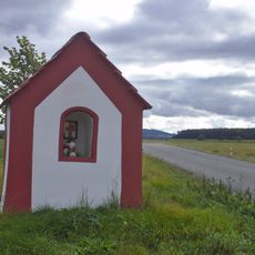 Kaplička jižně od městyse Stráž