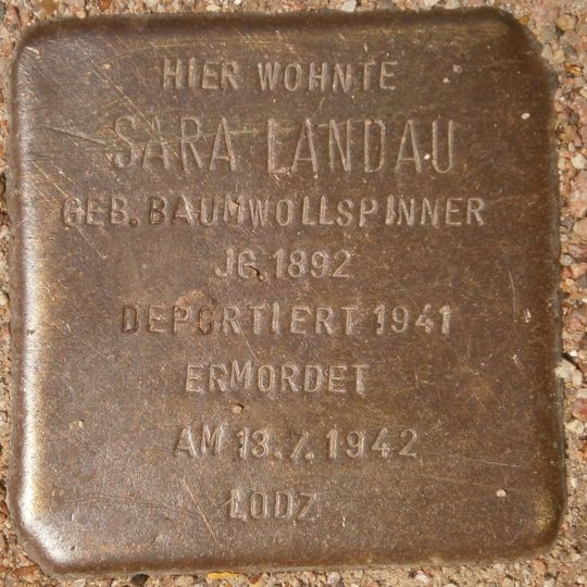 Stolperstein en memoria de Sara Landau