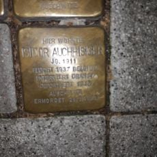 Stolperstein en memoria de lsidor Auchhisiger