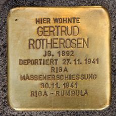 Stolperstein en memoria de Gertrud Rotherosen