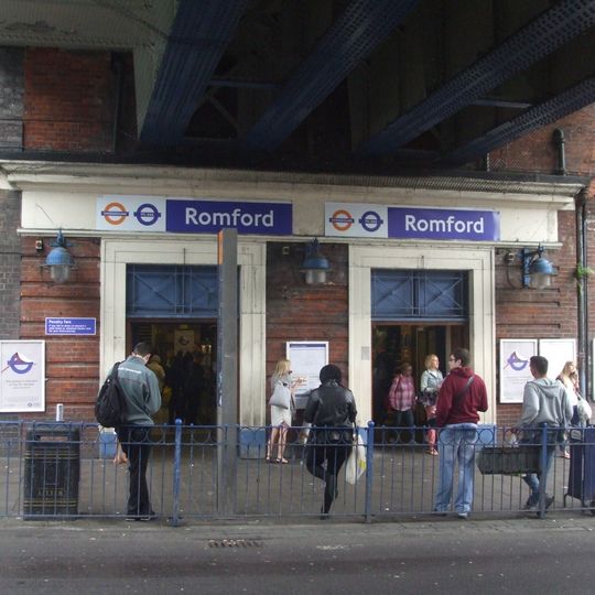 Romford railway station