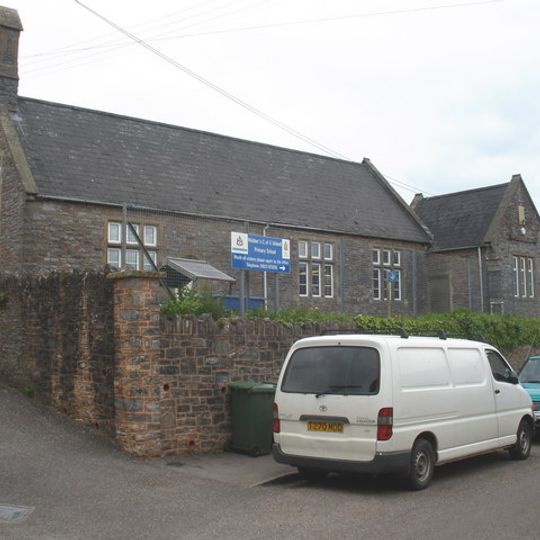 Holcombe Rogus School