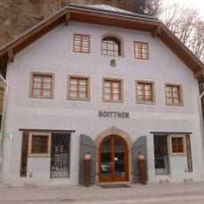 Wohnhaus Ofenloch; Wohnhaus und Braukeller