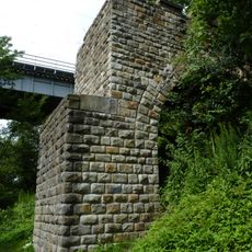 Zbytek starého železničního mostu přes Stonávku v Albrechticích