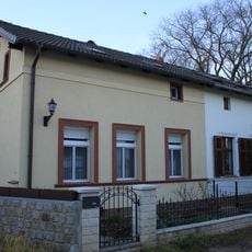 Wohnhaus & Remise Sakrower Kirchweg 16