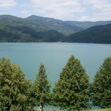 Perućačko Jezero
