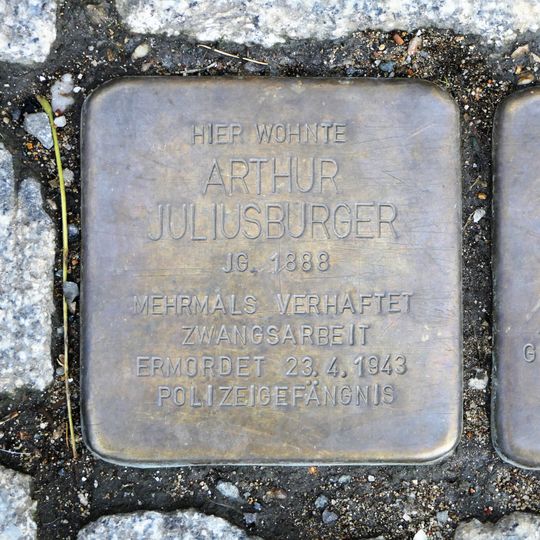 Stolperstein dedicated to Arthur Juliusburger