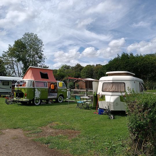Camping Les Berges de l'Iton