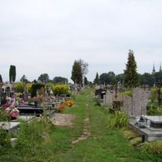 Parish cemetery in Mokrelipie