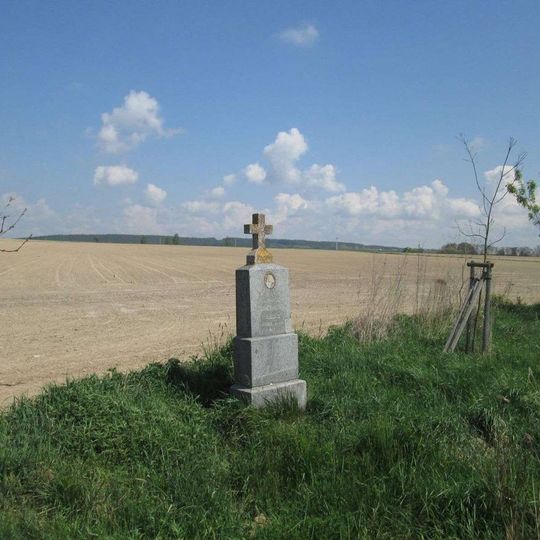 Kříž západně od Kozojed