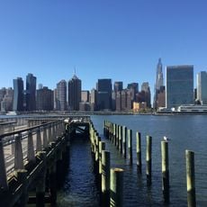 Gantry Plaza State Park