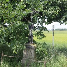 Kříž v poli u Pálovic