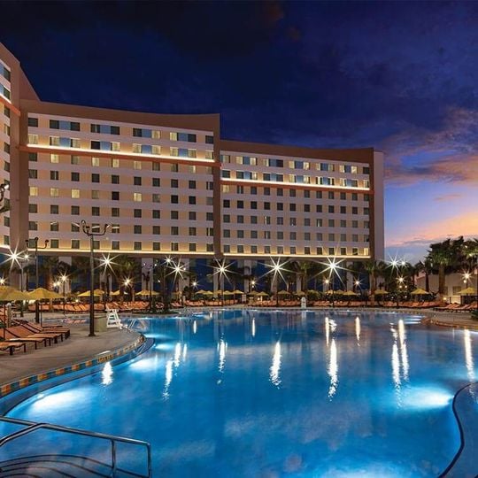 Universal's Endless Summer Resort – Dockside Inn & Suites