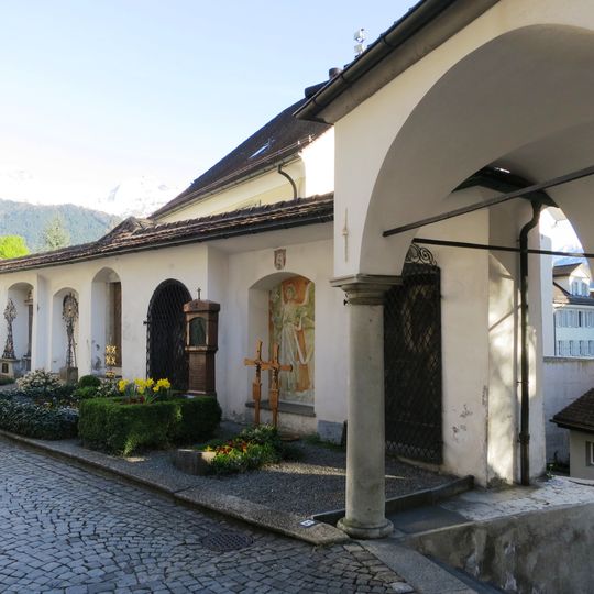 Funeral monuments in the cemetery according to the parish register