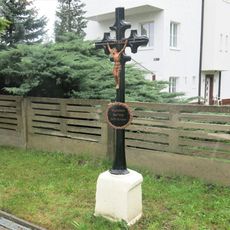 Kříž u domu Masarykova 439/1 v Rudné
