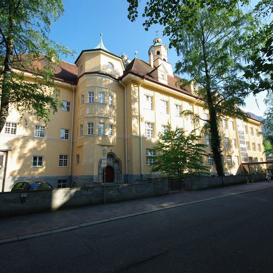 Heilingbrunner School
