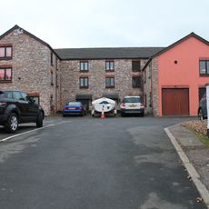 Warehouse between Nos 3 and 4