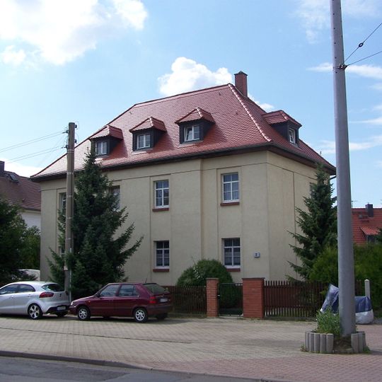 Mietshaus Burghausener Straße 2
