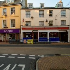 13 And 14, High Street