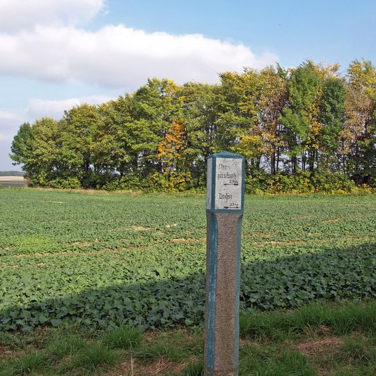Wegestein bei Kumschütz 6