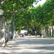 Esplanade Charles-de-Gaulle