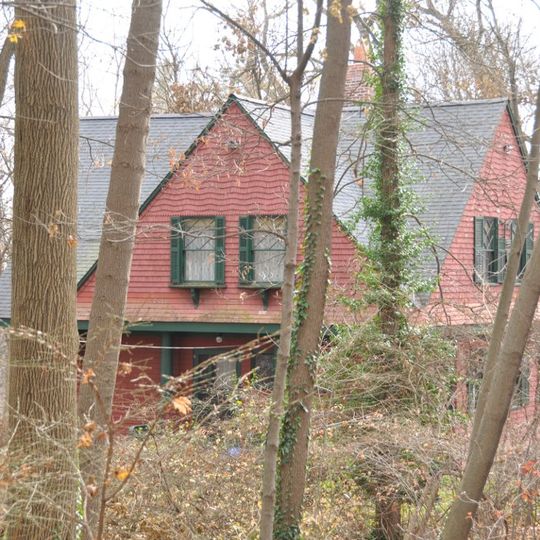 House at 6 Adams Street