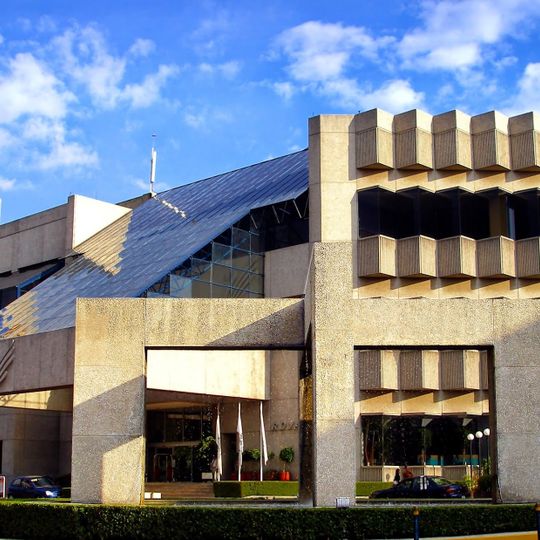 Royal Pedregal