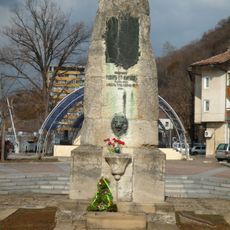 Паметник на Тодор Кирков