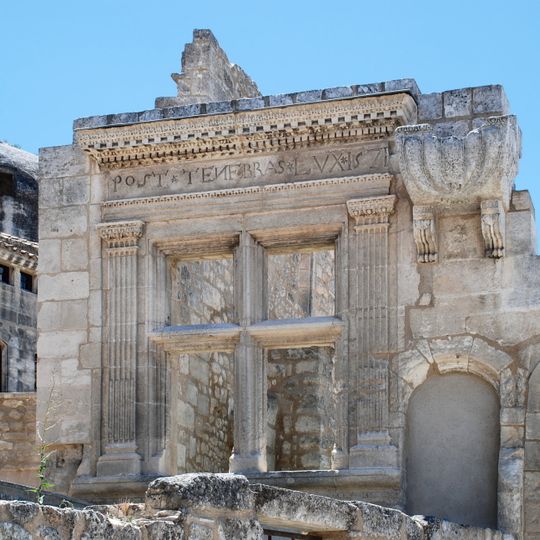 Fenêtre Post Tenebras Lux