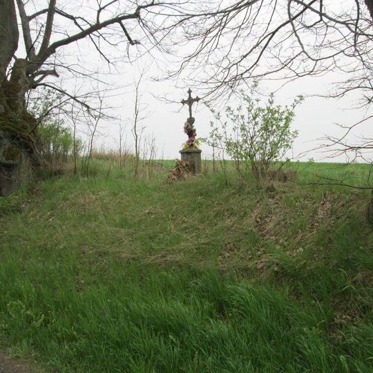 Kříž severně od Kladrub u silnice na Stříbro